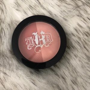 Kat von D Shade and Light Blush - Mickey & Mallory